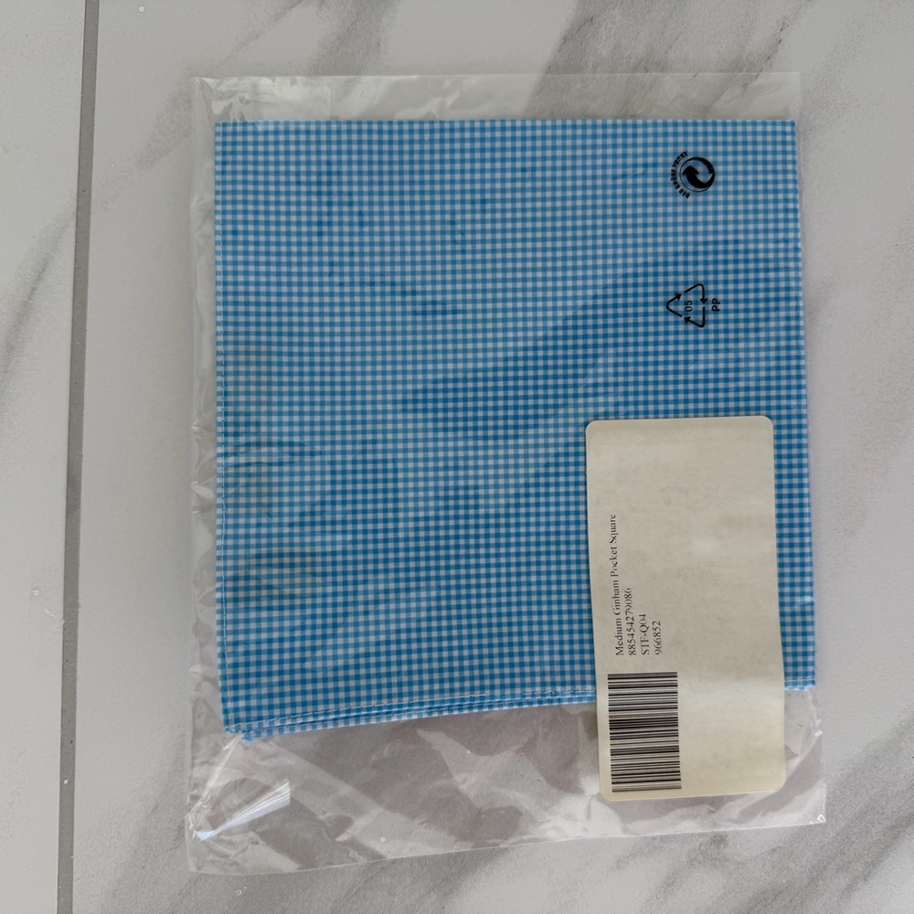 Elegant pocket square